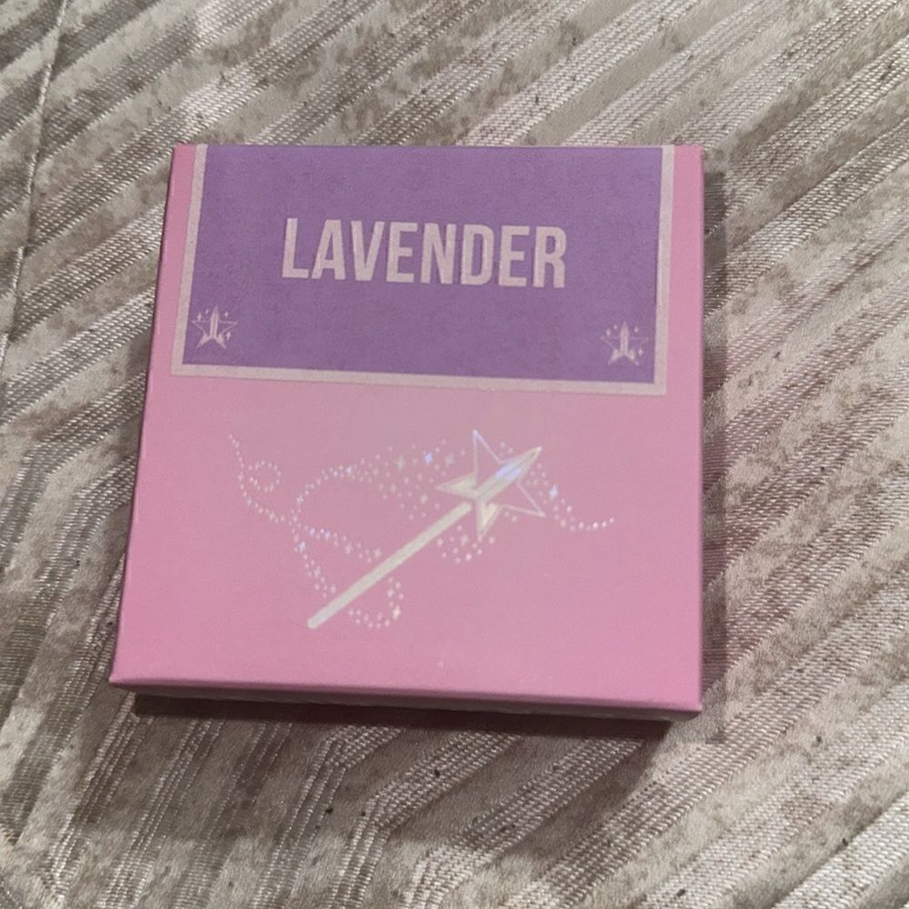 Jeffree Star Luminous Setting Powder Lavender - Picture 3 of 4